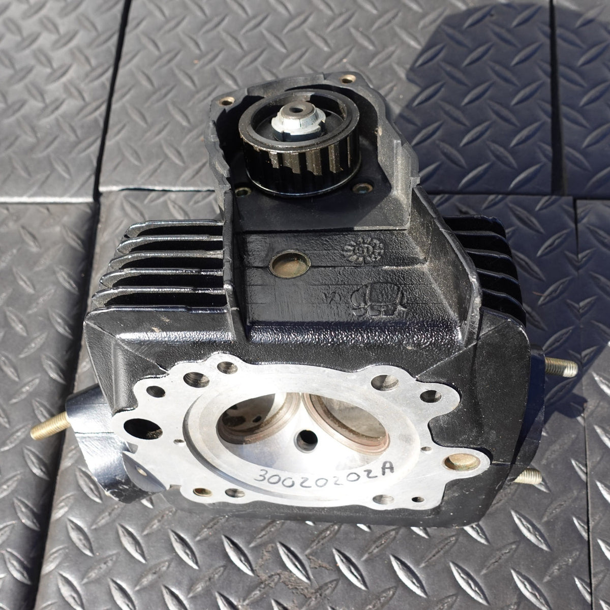 Ducati Vertical Head Preassembly Paso 907ie 30020202A