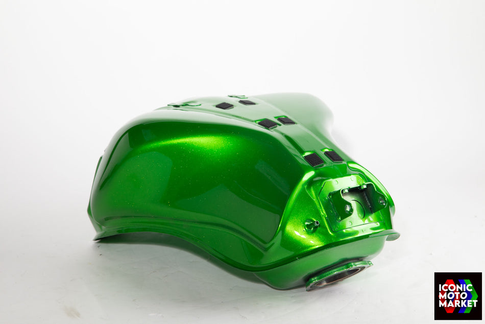 Kawasaki Z1000 (2014-2017) Fuel Tank, Green. (OEM) #51001079145W