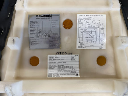 1995 Kawasaki ZX7R Seat