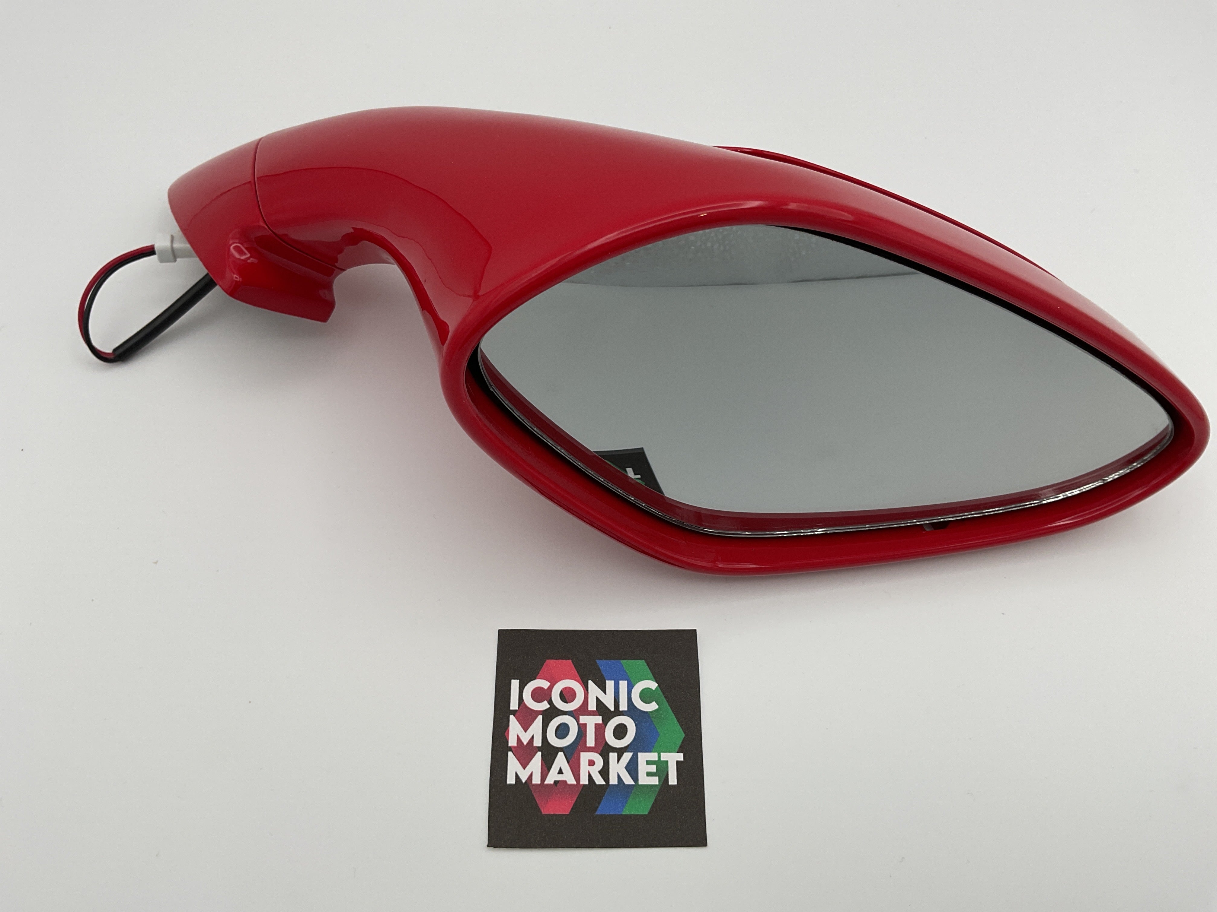 mvアグスタf4rr ミラー　未使用品 右側　MV Agusta MV Agusta F4 RR (2013-2015) Mirror, Right-Side w/ Integrated Turn