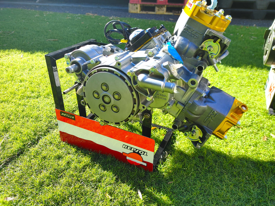 Honda NSR250SP MC28 (1994-1996) Parc Fermé Repsol Honda Engine Stand. Limited #1/1 #IMMGS_Repsol