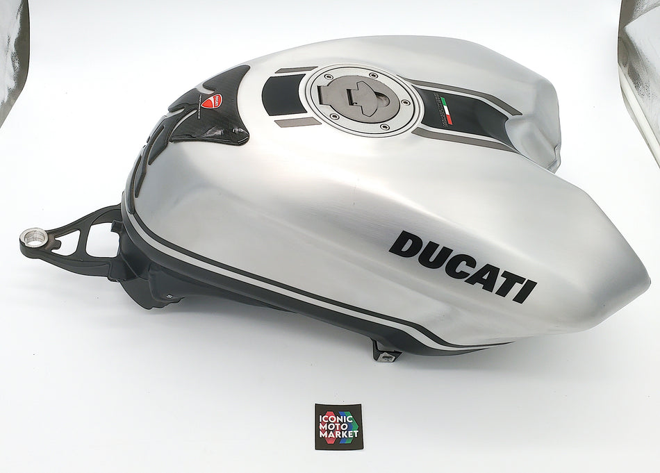 Ducati 848 EVO Corse SE Black (2013) Brushed Aluminum Fuel Tank. Rare. (OEM) #58631001A