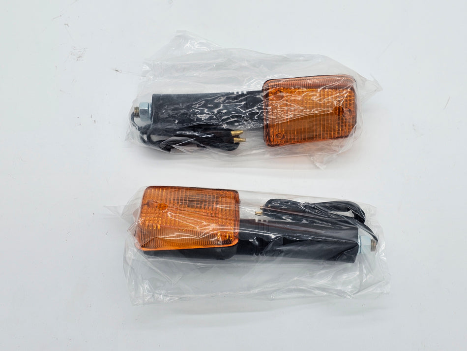 Suzuki GSX-R1100 (1990) Rear Turn Signals, Set. Aftermarket. New. Replaces Suzuki part #50R007567