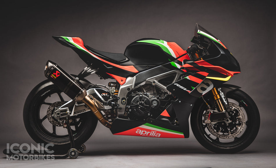 Aprilia RSV4 X (Profile) - Poster