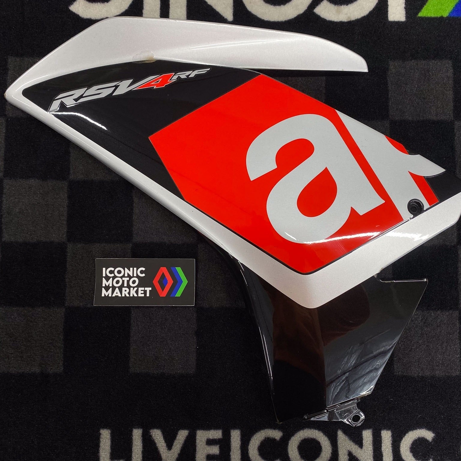 Aprilia RSV4 Side Fairing Left