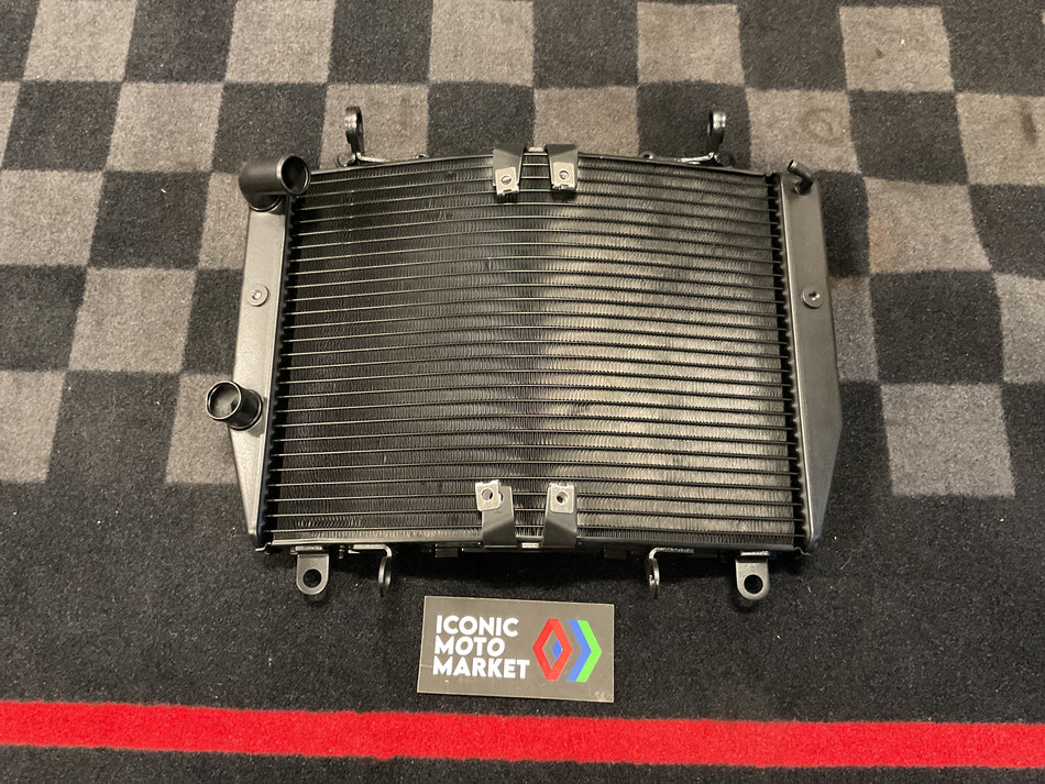 MV Agusta Brutale 990 R Radiator #8000B3096