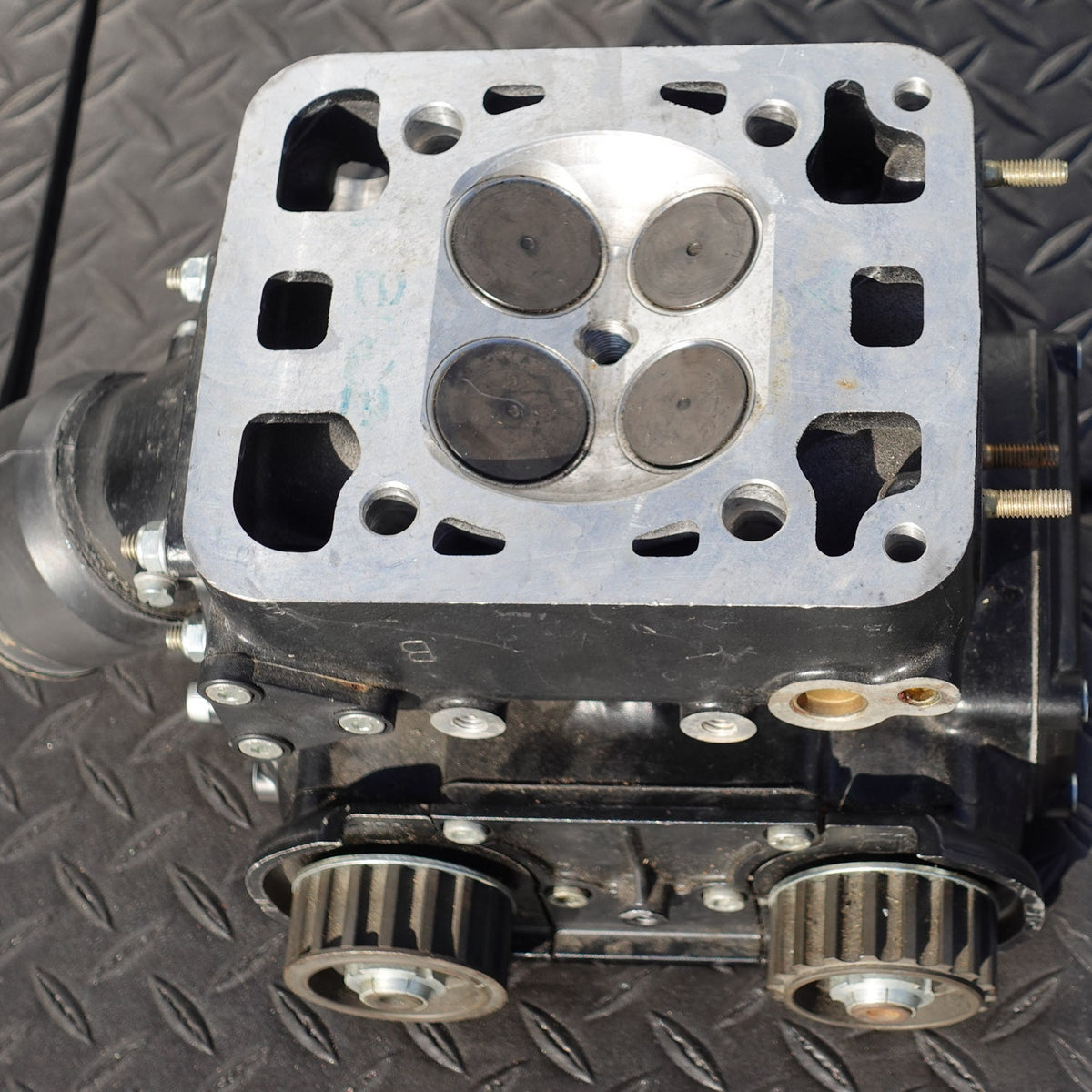 Ducati 851 Cylinder Head