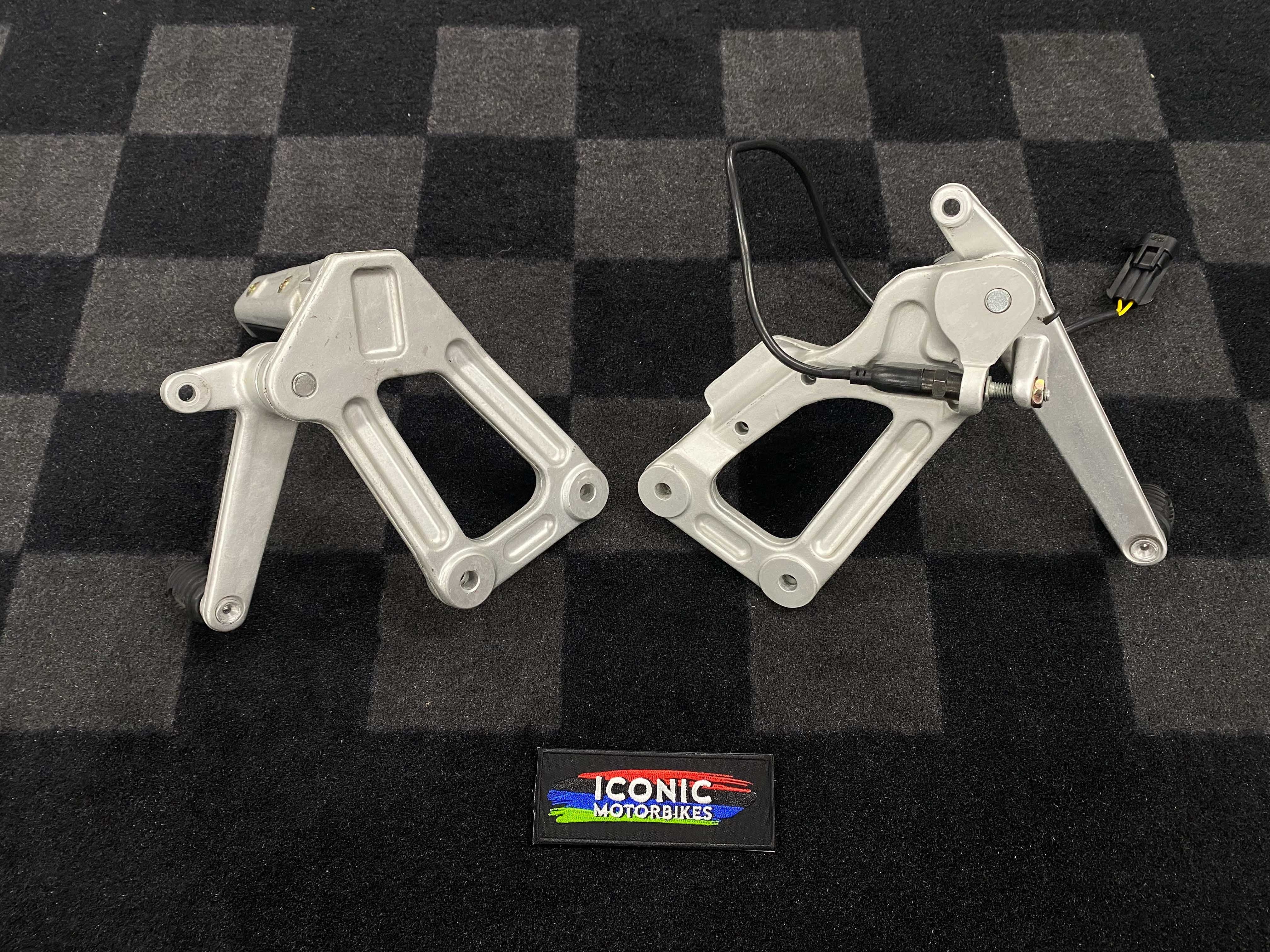 Ducati 900ss Stock Passenger Rearsets