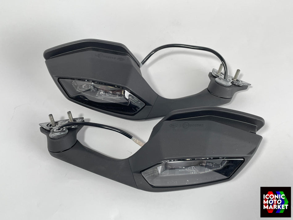 Yamaha YZF-R1 (2015-2019) Mirror Assy. (OEM) #2CR-26280-00