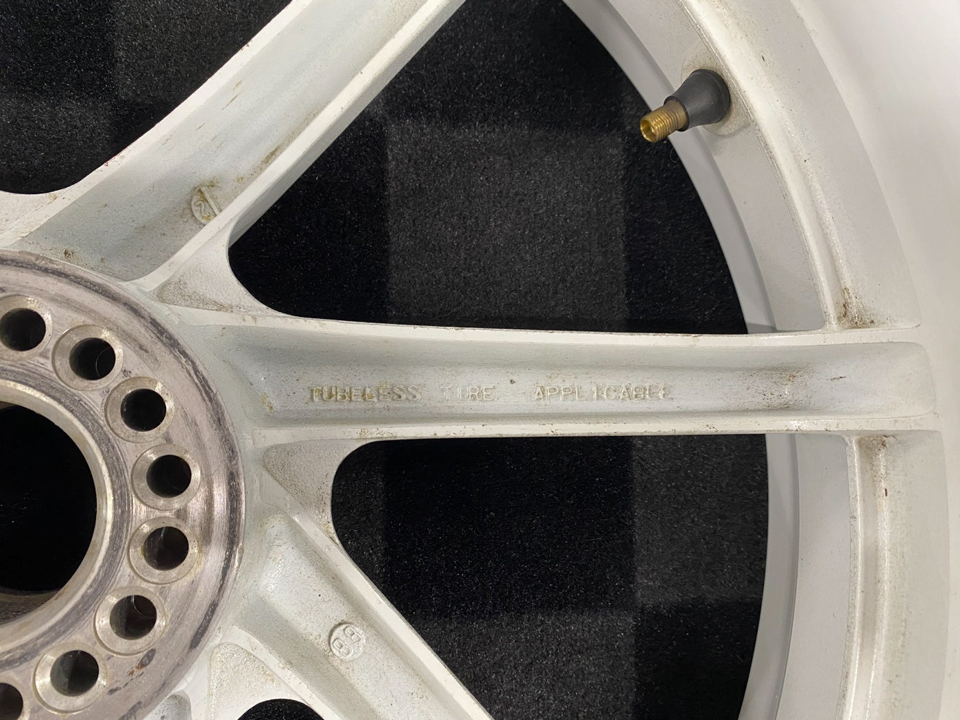 Honda RC30 Rear Wheel