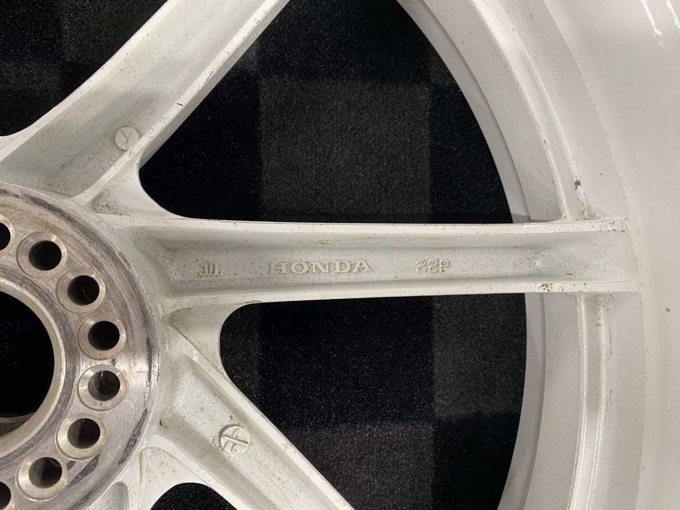 Honda VFR750R RC30 (1987-1990) Rear Wheel - 5.5 x 18
