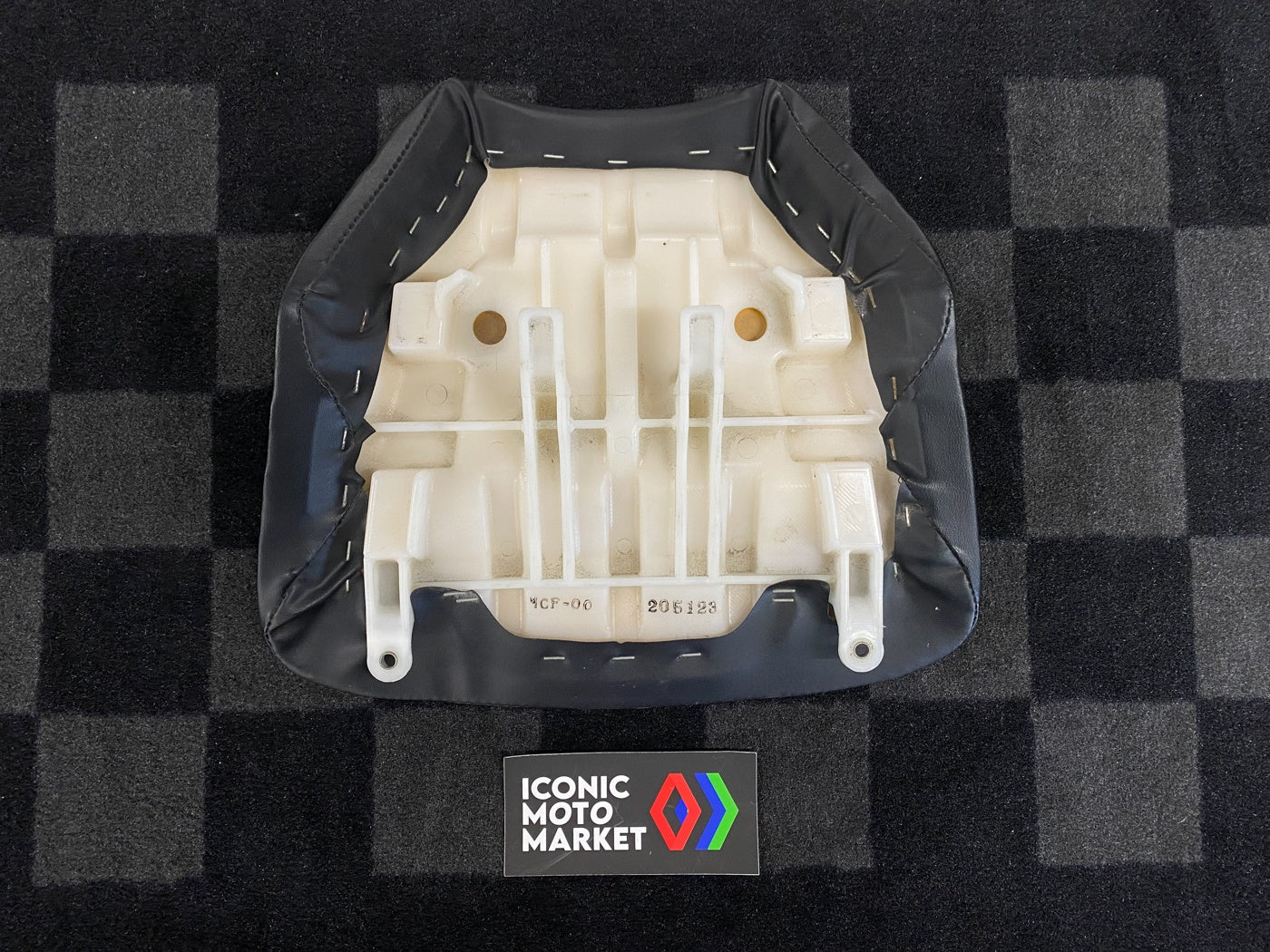 Honda RC51 Seat