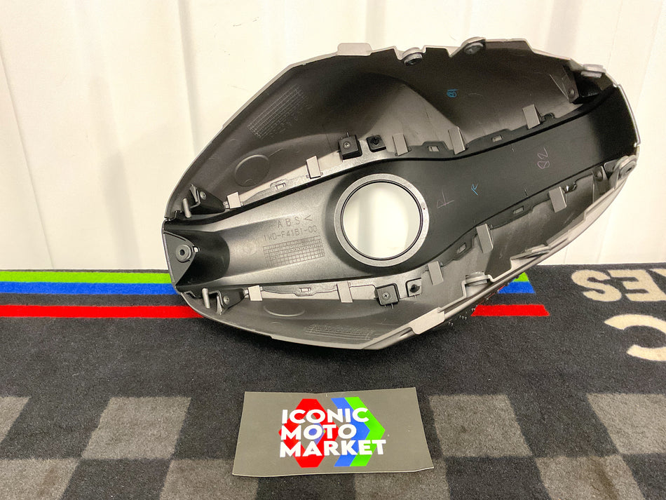 Yamaha YZF-R3 (2015-2018). Fuel Tank Cover. (OEM) #1WD-F41B1-00