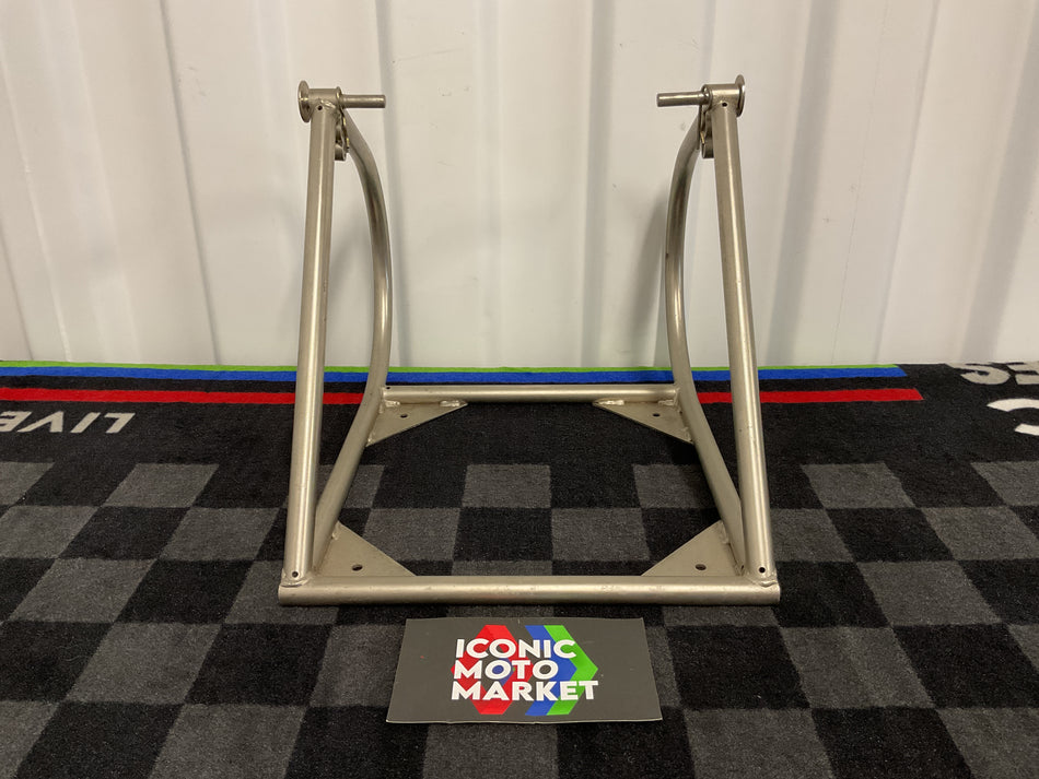 Vintage Wheel Stand 12.25"