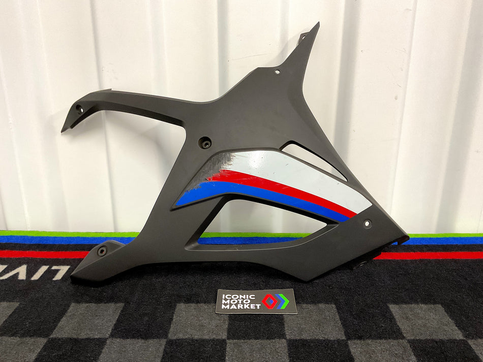 BMW S1000RR (2020). Front Lower Panel, Right-Side. (OEM) #46638569789R