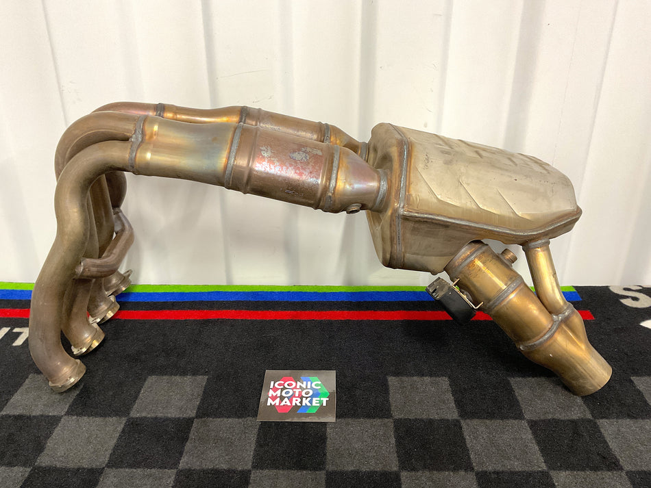 BMW S1000RR (2020). Exhaust Header / Downpipes. (OEM) #8404422