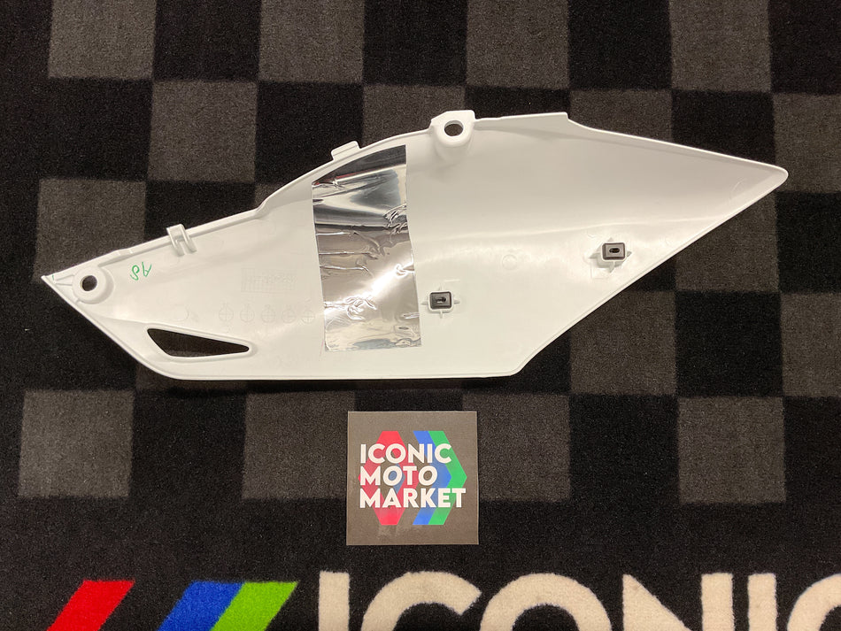 Honda CRF450 / CRF450R (2009-2013) CRF250R (2010-2012). Side Cover, Right-Side. New. (OEM) #83516-MEN-