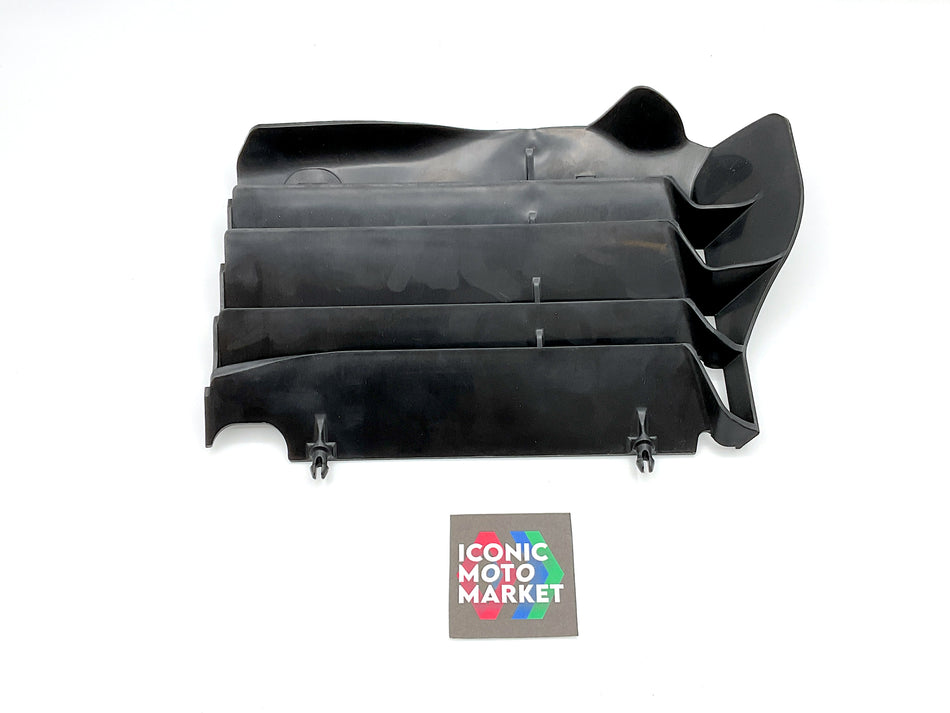 Honda CRF450 (2015-2017). Radiator Shroud, Right-Side/Plastic. New. (OEM) #19033-MEN-A900