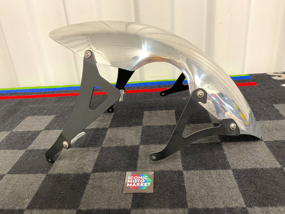 Ducati Monster 900 /750/600/400 (2000). Front Fender, Aluminum. #010100002024