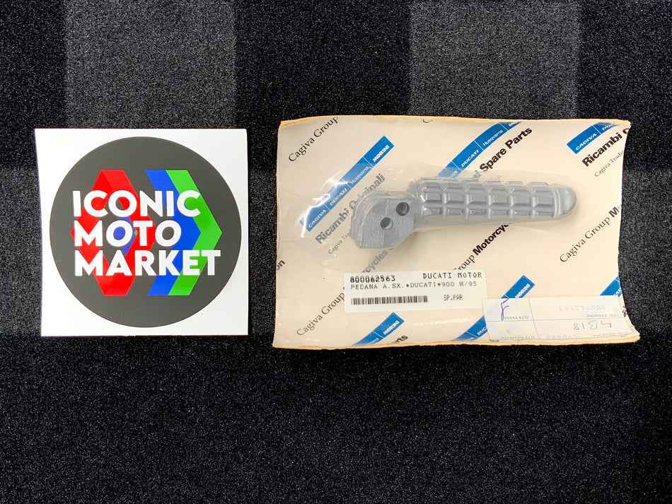 Ducati Monster 900 (1993-2002) Monster 750 (1999-2001) Monster 620 (2002-2005) Footrest Peg Left-hand/Right-hand. New-in-Box. (NOS) #800062563