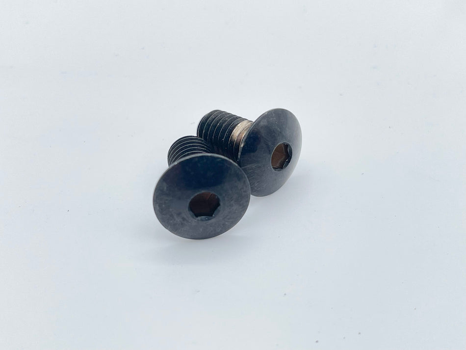 Ducati 907 I.E. Paso (1990-1993) Screw. New. 8.x15 (OEM) #037099010