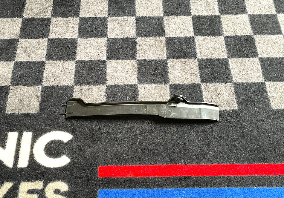 Ducati Panigale V4, Streetfighter V4 - Chain Guard - Mudflap. (OEM) #46016762A