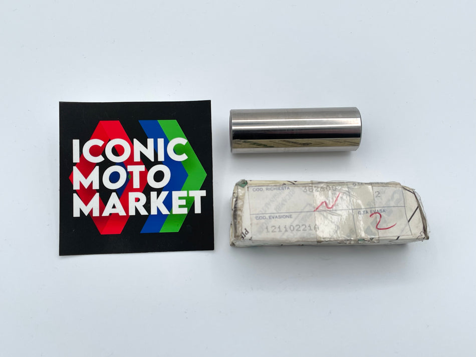 Ducati 916SP (1994-1996) 888 SP5 (1995). Piston Pin. (OEM) #12110221A