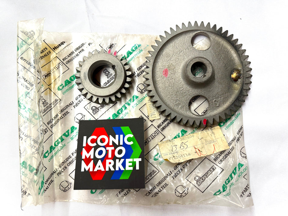 Ducati 907 I.E. Paso (1990-1993). Timing Gears - Set. New-in-Package. (OEM) #17120011A