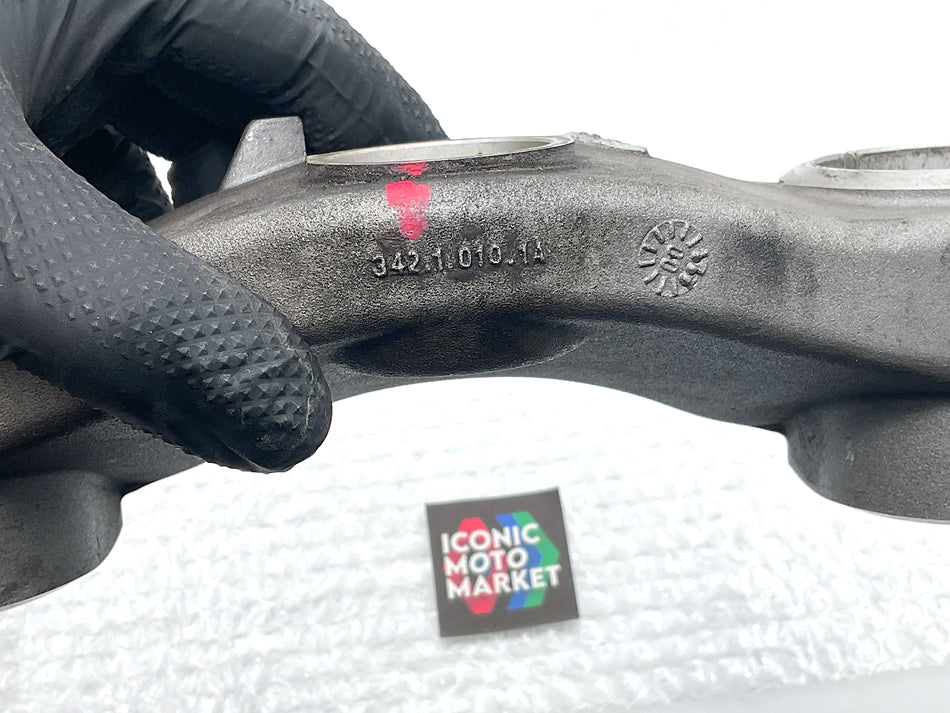Ducati 998, 996, 916, 748. - Showa 53mm, Lower Triple Tree Fork Clamp. #34210101A