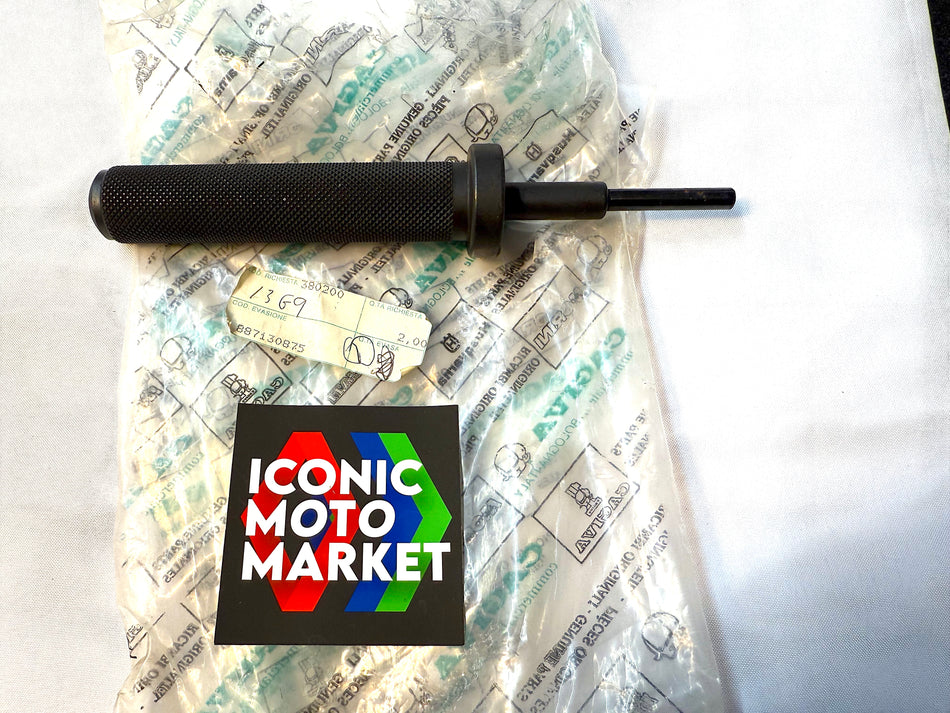 Ducati 916 (1994-1998)888 (1993-1994) 851 (1991-1992) 748 (1995-2002). Intake Valve Guide Punch Tool. New-in-Package. (OEM) #887130875