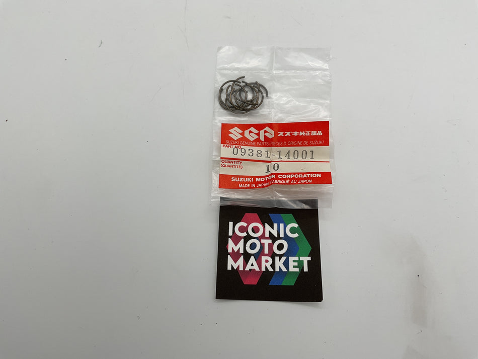 Suzuki RG500 Gamma (1985-1989) Piston Pin snap ring Circlip clip 09381-14001 (NOS) 13B