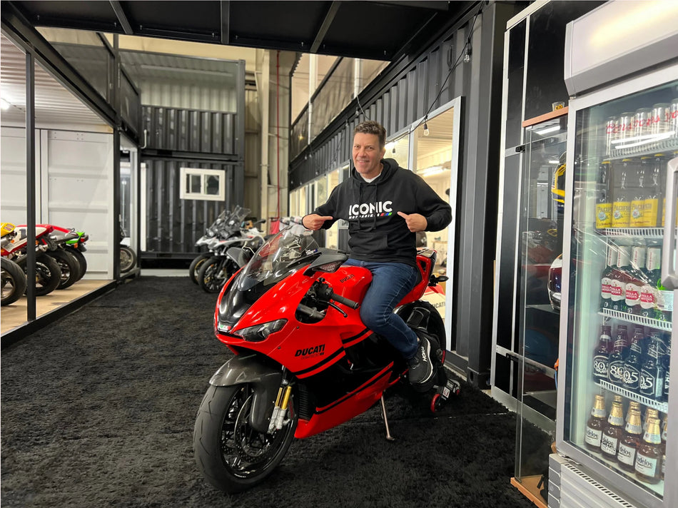 Iconic Motorbikes Hoodies (Black - Heavyweight)