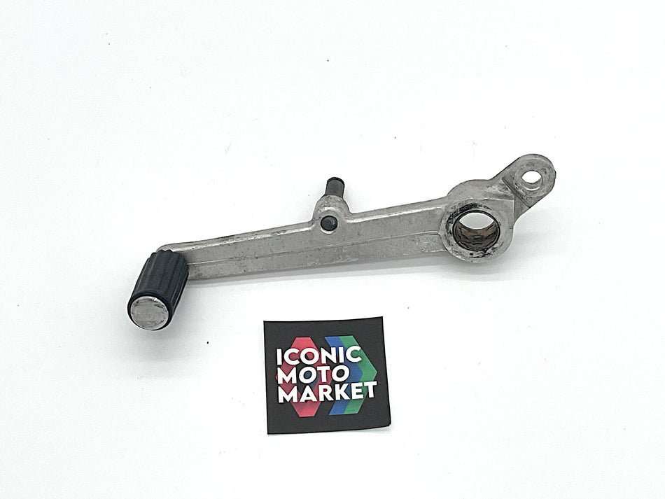 Honda VFR750R RC30 (1987-1990) Gear/Brake Pedals. (OEM) #46501MR7300 #24720MR7601