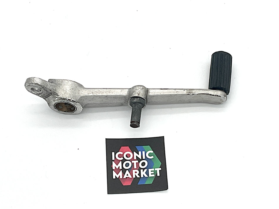 Honda VFR750R RC30 (1987-1990) Gear/Brake Pedals. (OEM) #46501MR7300 #24720MR7601
