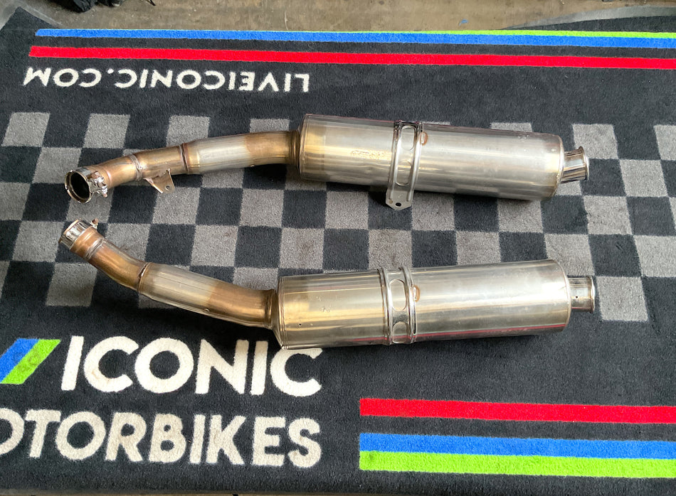 Honda RC51 (2002-2005) Exhaust Silencers, Set. (OEM) #18300-MCF-D31_Set