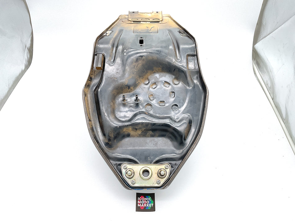 Suzuki RG500 (1985-1987) Fuel Tank. Silver. (OEM) #44100-20A00-7GF