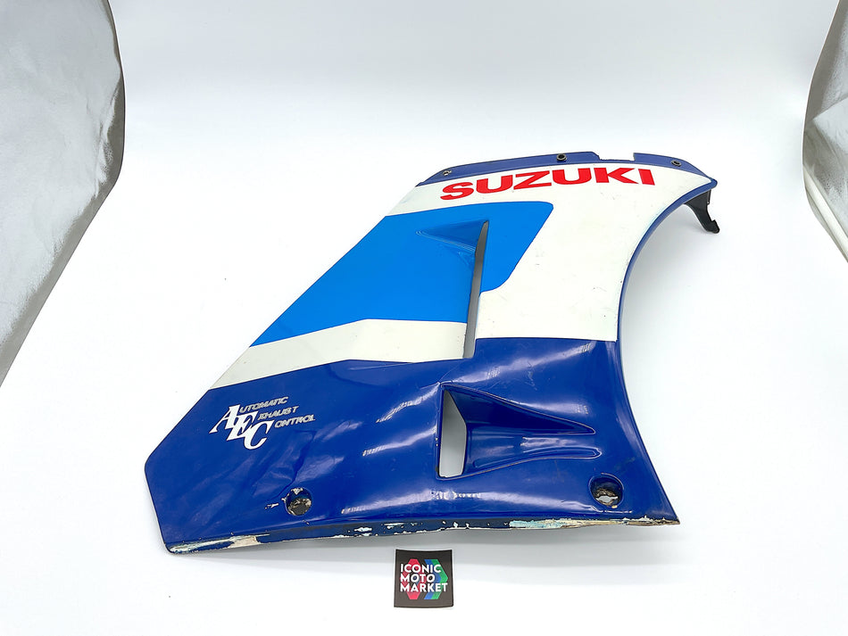 Suzuki RG500 (1985-1987) Original Fairing Panel, Right-Side. (OEM) #94431-20A00(6)