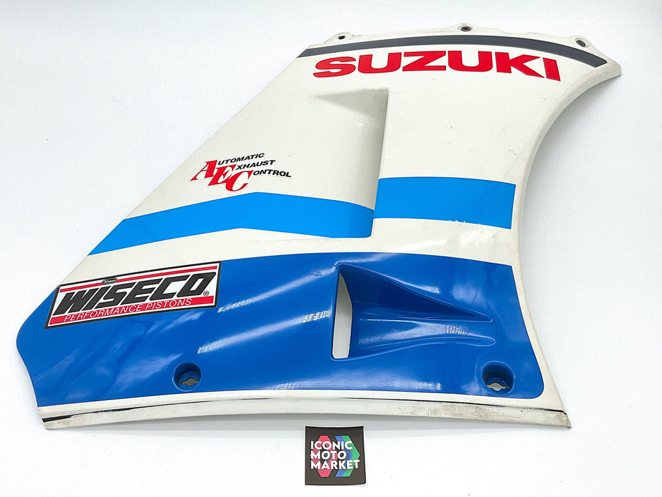 Suzuki RG500 (1985-1987) Original Fairing Panel, Right-Side. (OEM) #94431-20A00