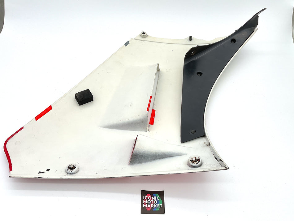 Suzuki RG500 (1985-1987) Original Fairing Panel, Left-Side. (OEM) #94441-20A00(2)