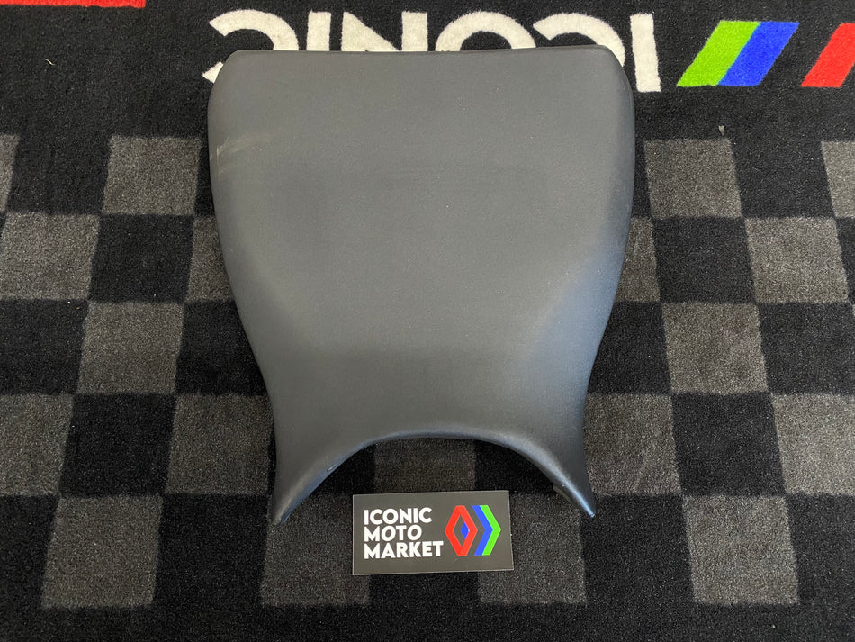 Kawasaki ZX-7R (1993-1994) Seat #53001-1686