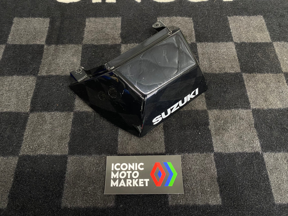 Suzuki GSX-R1100 (1989-1990) Tail Cap (OEM) (1)