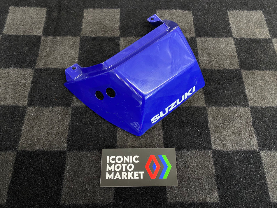 Suzuki GSX-R1100. (1989-1990). Tail Cap Blue. (OEM)   (1)