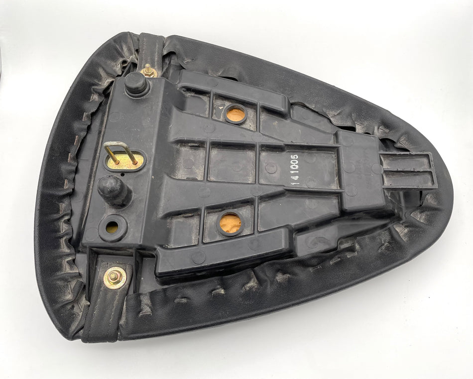 Suzuki TL1000R - Rear Seat (1998-2003) #45300-02FA0-R42