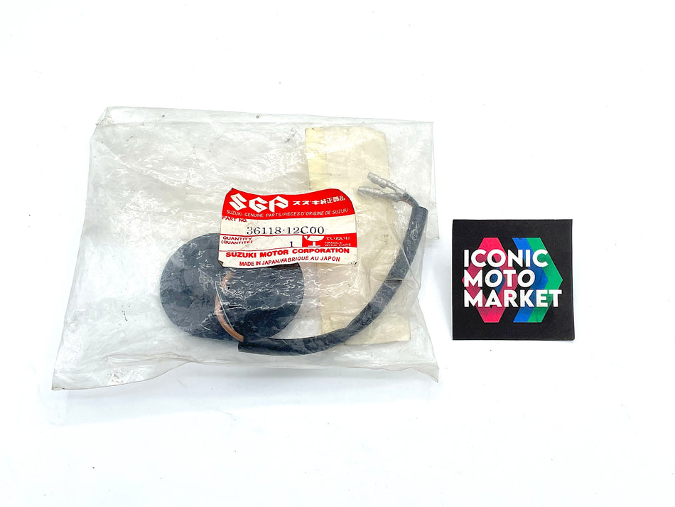 Suzuki RG250, RG125, DR650 - Socket, Headlight. NOS (OEM) #36118-12C00