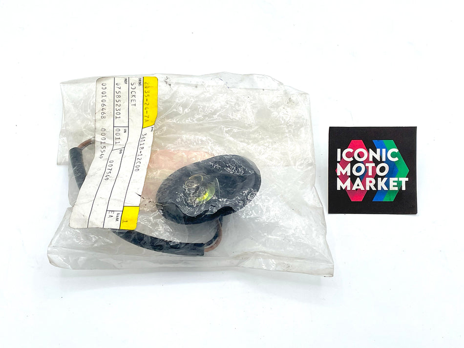 Suzuki RG250, RG125, DR650 - Socket, Headlight. NOS (OEM) #36118-12C00