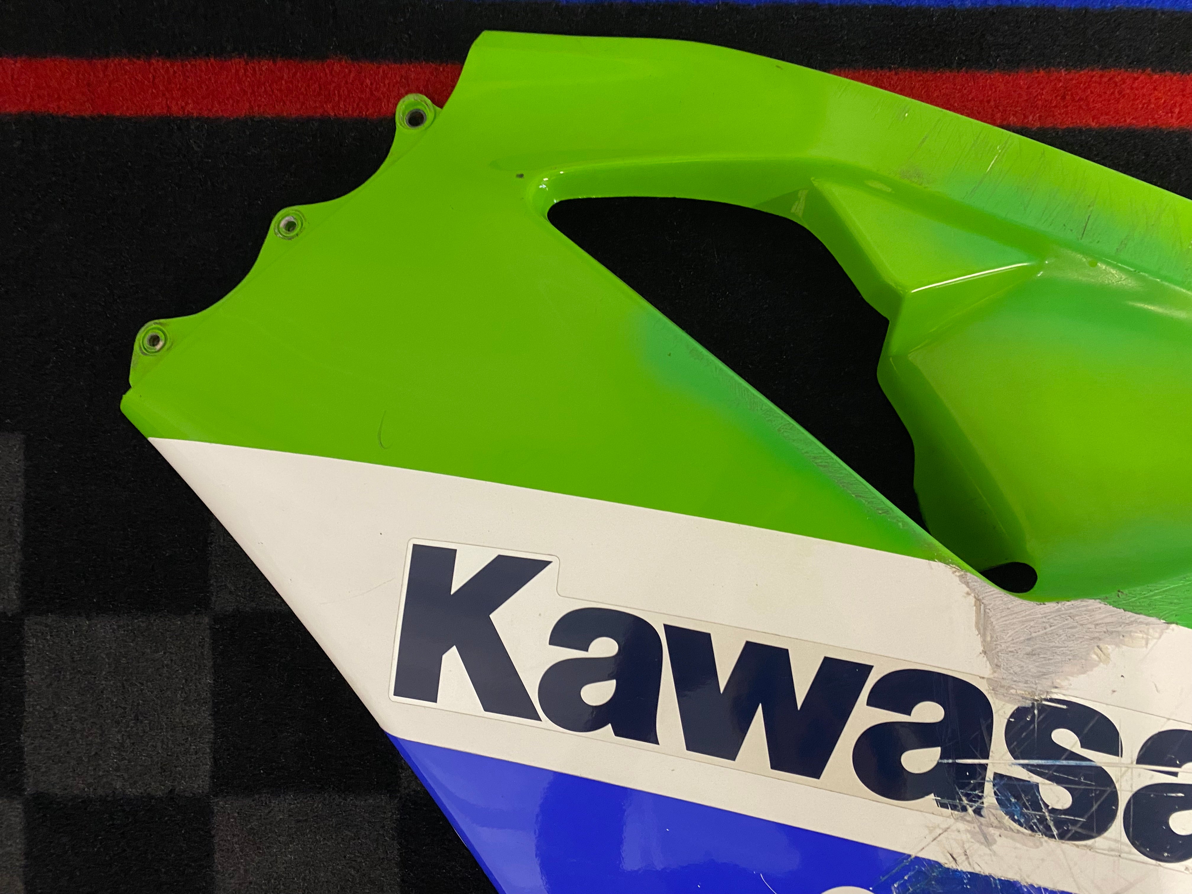 Kawasaki ZX-7 (1991-1992) Left-Side Fairing (OEM) #550495019
