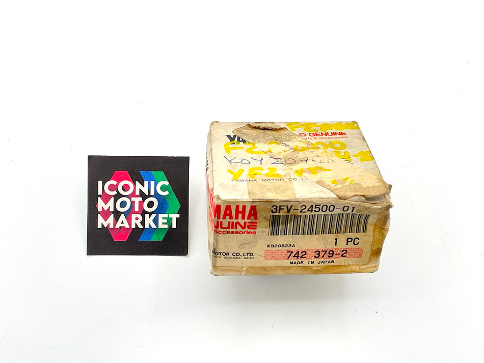 Yamaha FZR750R, YZF750R - Fuel Petcock. (OEM) #3FV-24500-01