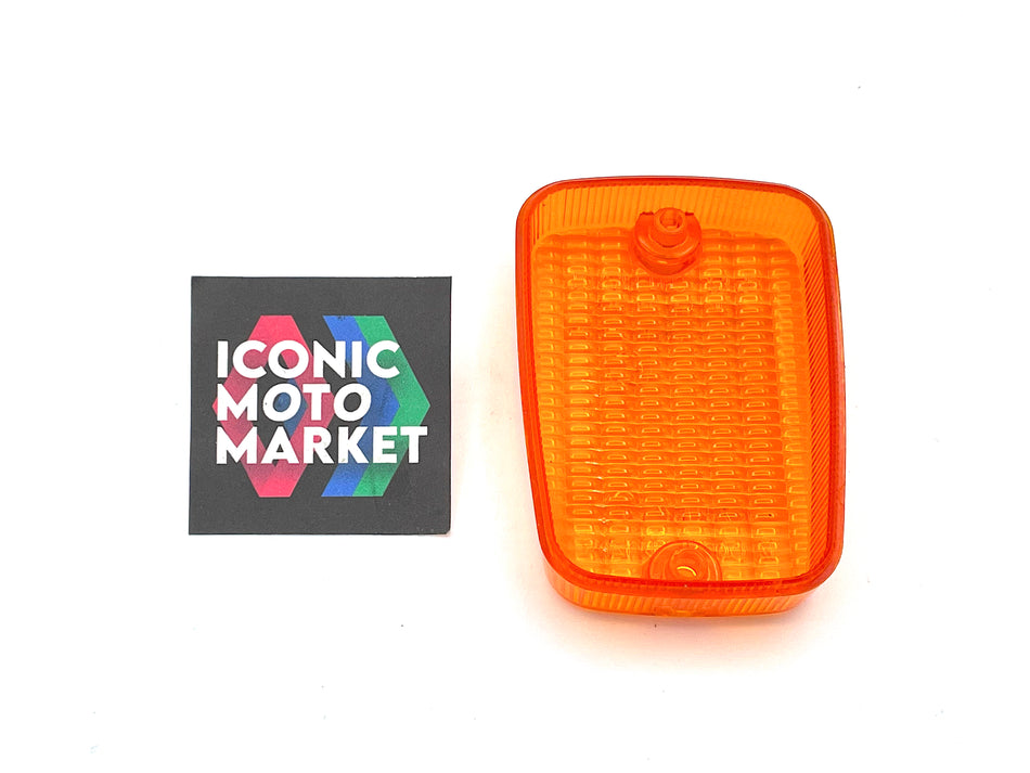 Suzuki GSX-R1100, GSX-R750, RG500, RG250 - Amber Lens, Front Turn Signal. OEM #35600-31