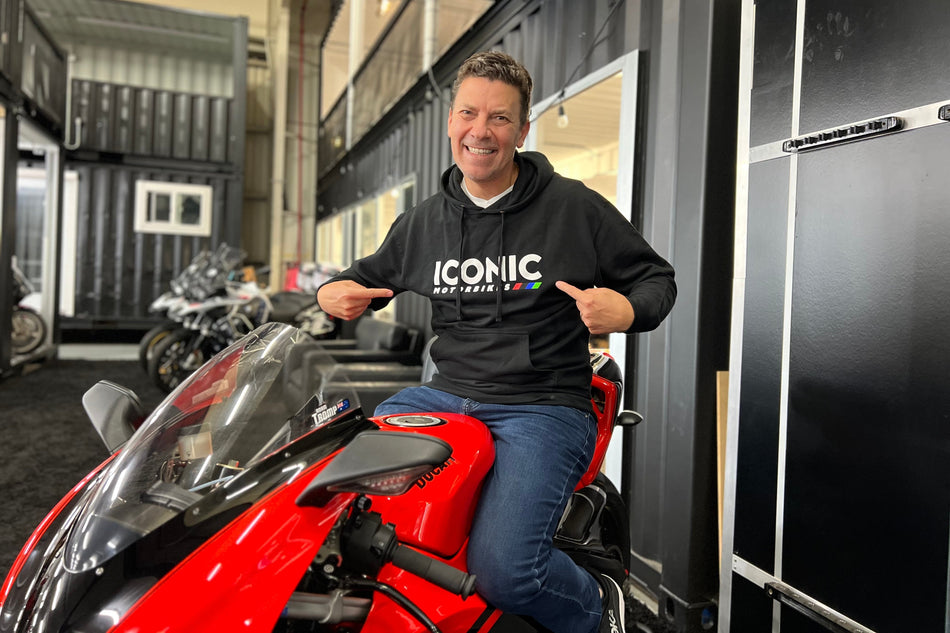 Iconic Motorbikes Hoodies (Black - Midweight)