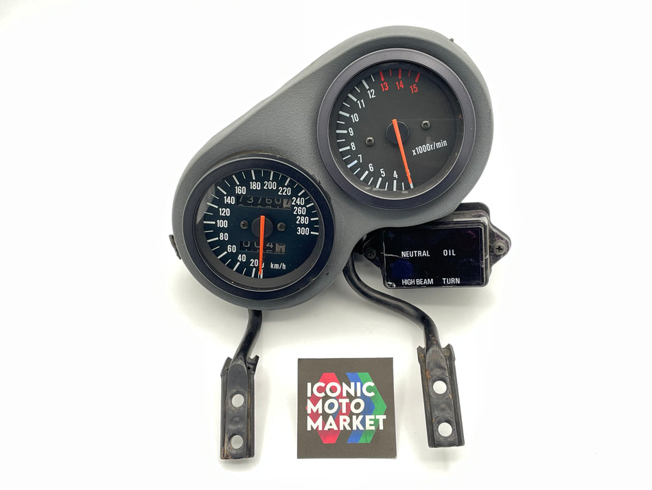 Suzuki GSX-R1100/750 (1990) Speedometer/Tach Gauge Cluster w/ Bracket. (OEM) #GSXR_711